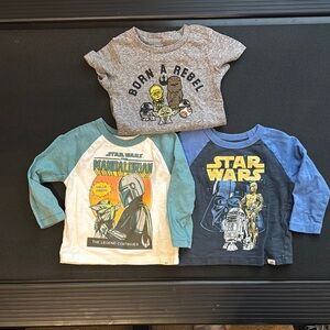 GAP Gray and Green Long Sleeve Tees